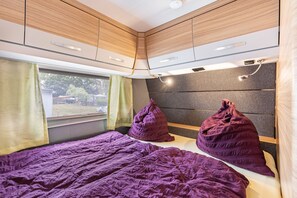 2 dormitorios, tabla de planchar con plancha, wifi gratis y ropa de cama