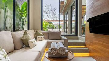 Vila, balkon, pemandangan kebun | Area keluarga | TV layar datar