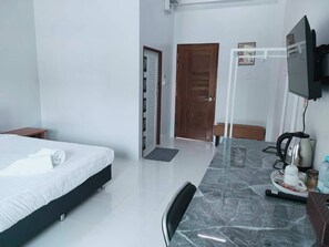 Standard Room, City View - lamai inn (Ranong)