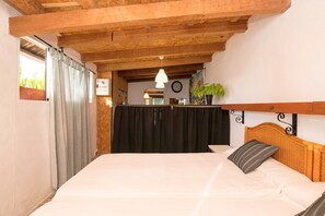 2 bedrooms, iron/ironing board