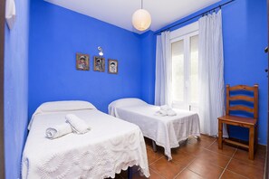 2 bedrooms