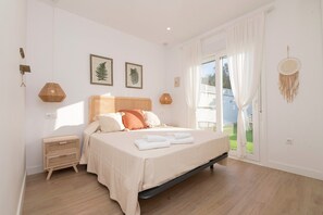 3 bedrooms, iron/ironing board