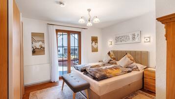 3 bedrooms, free WiFi, bed sheets