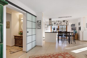 Dining - Holiday Home 'Berta Benzingen 1' with Private Terrace, Shared Garden and Wi-Fi (Winterlingen)