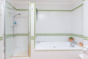 Dusche, Bidet