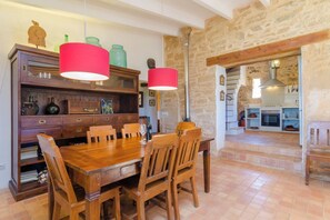 Dining - Villa Es MolÍ Des Trenc - Villa With Private Pool (Campos, Illes Balears)