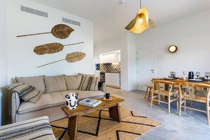 Apartamento Confort, vistas al jardín | Zona de estar