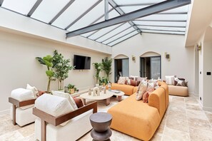 Apartment | Living area