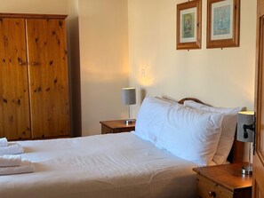 3 chambres, accès Internet, draps fournis