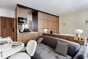Apartment | Interior - Magnificent and new Studio Louvre - Palais Royal (Paris)