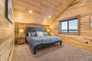 4 soverom, reiseseng for barn, wi-fi (inkludert) og sengetøy