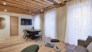 Apartment | Interior - Sublime Apartment Rue Royale/madeleine (Paris)