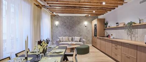 Huoneisto | Ruokailu