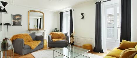 アパートメント | リビング エリア