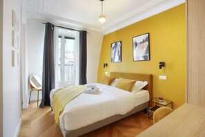 Apartment | Laptopgeeigneter Arbeitsplatz, Bügeleisen/Bügelbrett, Bettwäsche