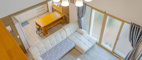 2 bedrooms, free WiFi