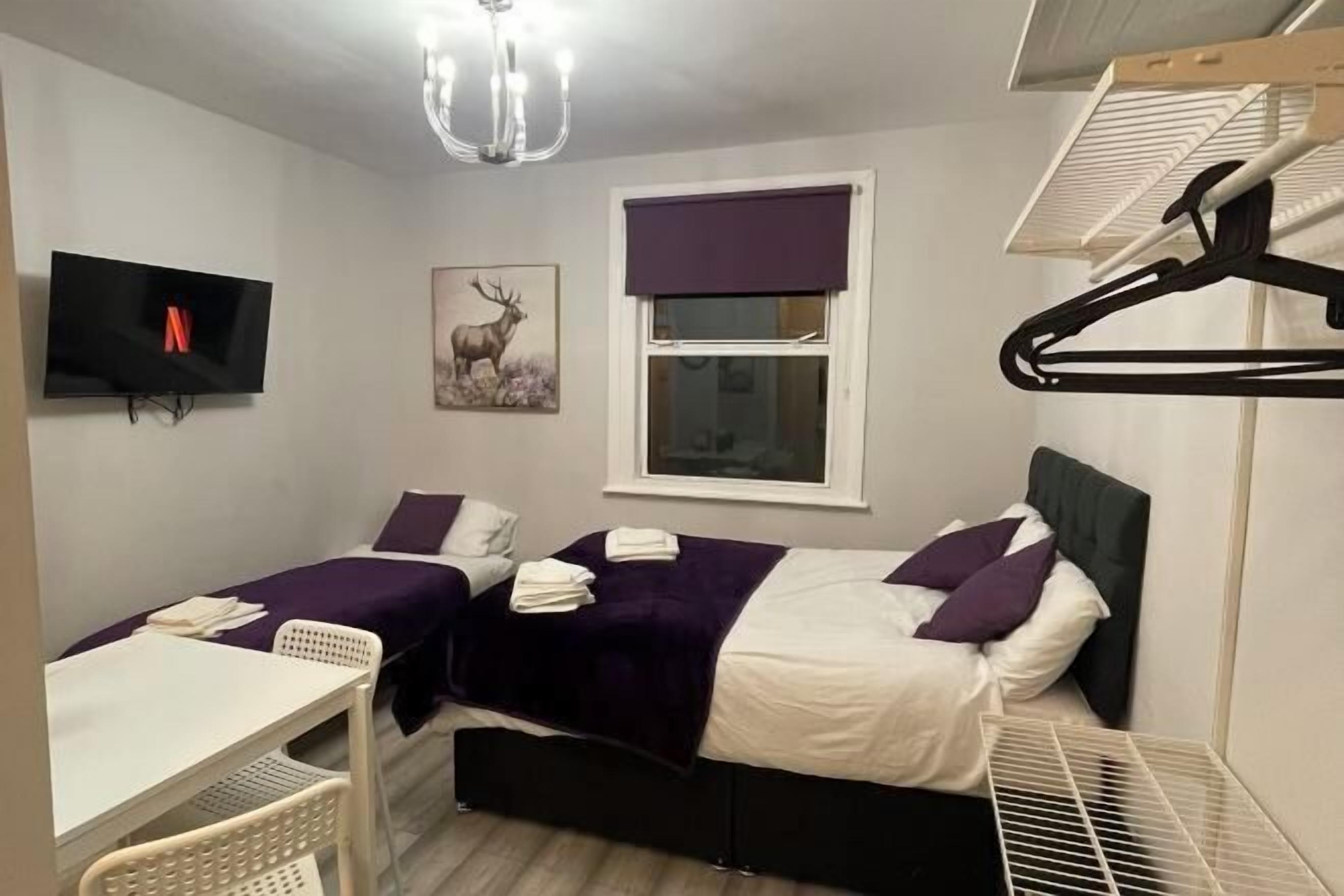 Iron/ironing board, free WiFi, bed sheets