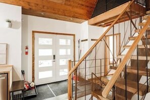 Interior - Villa Nature Luxe Chalet: Lake Access+Private Spa (Saint-Côme)