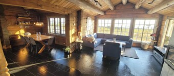 Hele den vakre hytta med boblebad – en luksuriøs ferie i Solberglia, Trysil