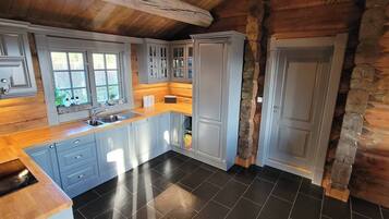 Réfrigérateur, four, plaque de cuisson, lave-vaisselle