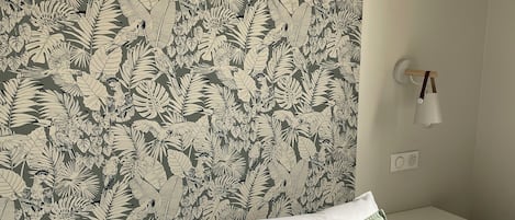 Standard Studio | Soundproofing, free WiFi