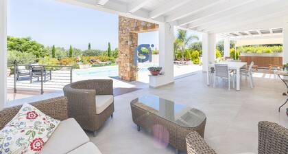Villa Irene Super Deluxe avec une superbe piscine privée