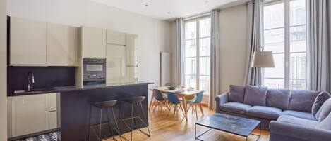 Apartment | Living area
