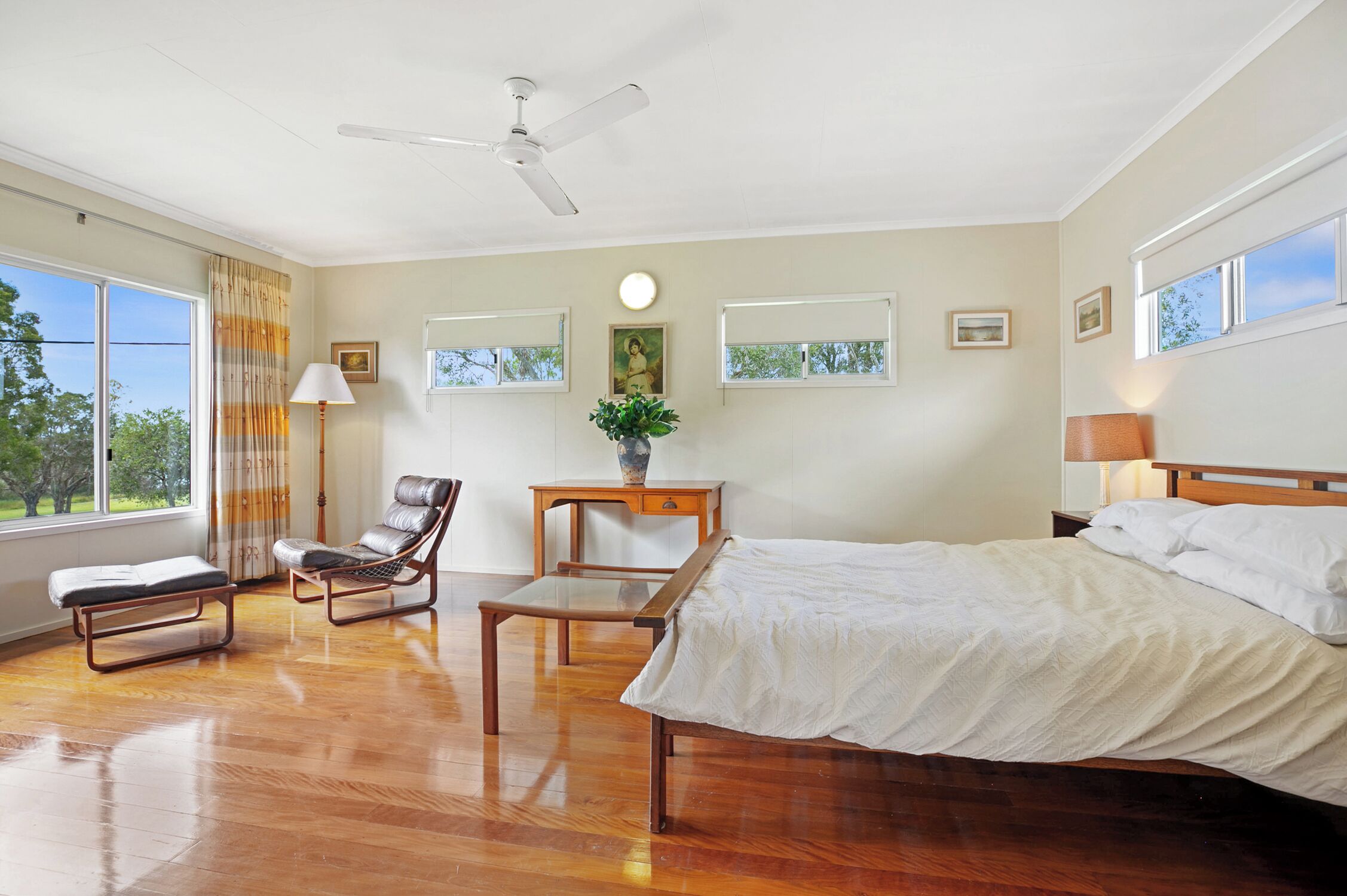 Welcome To Waterfront Views - Tin Can Bay