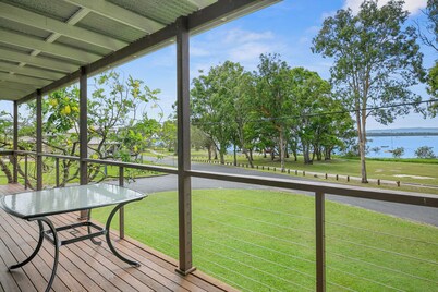 Welcome to Waterfront Views