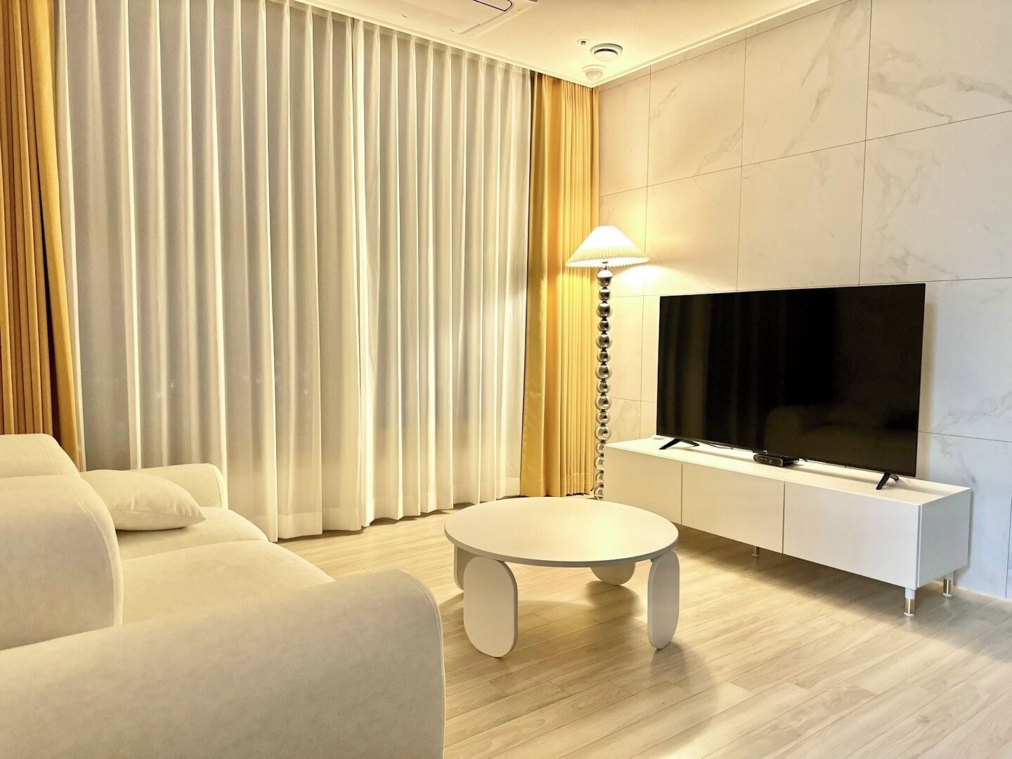 Deluxe B (Detachable Type) | 책상, 노트북 작업 공간,   무료 WiFi, 침대 시트