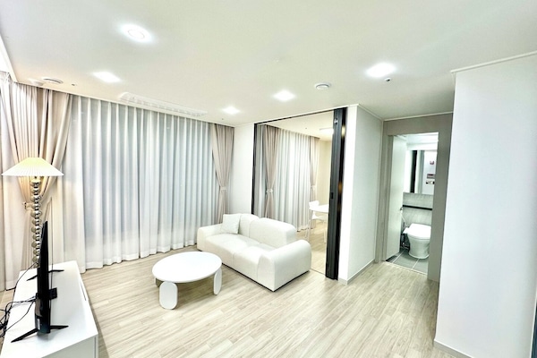 Deluxe A (Open Type)