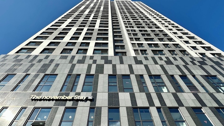 The November Stay Guri