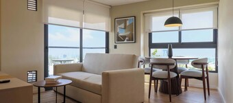 w* | Elegant 2BR with balcony in San Isidro