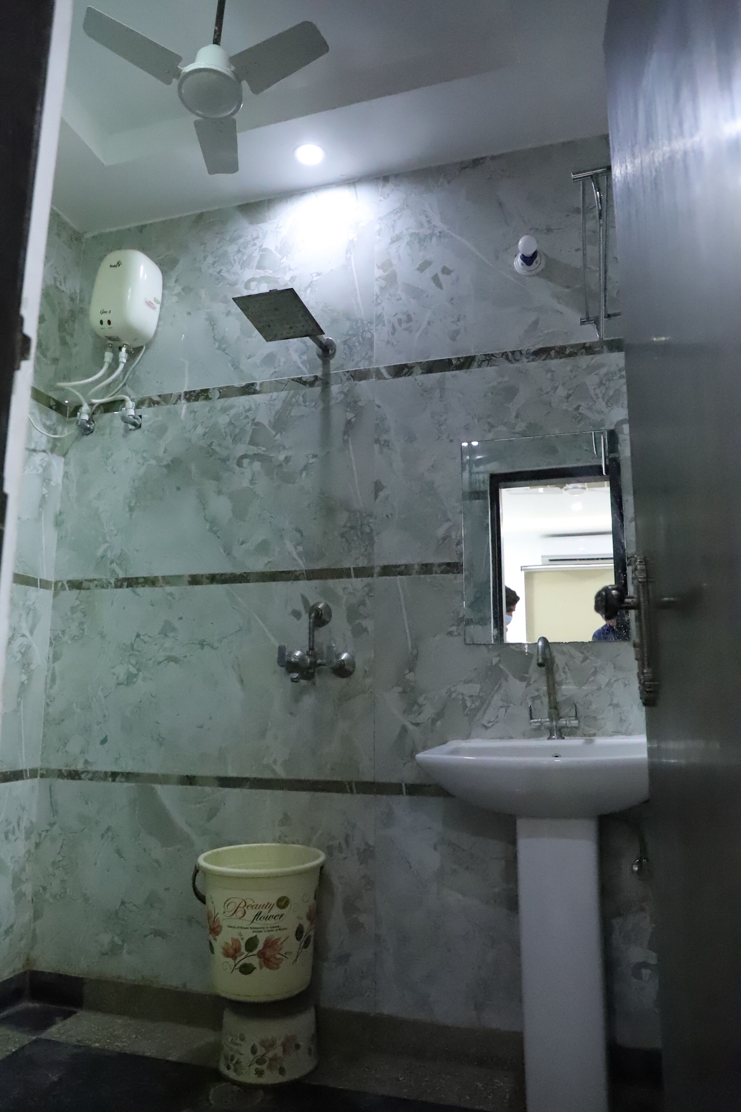 Classic Double Room, Balcony, Bay View | Bathroom