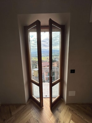 Apartment, Balkon | Wohnbereich