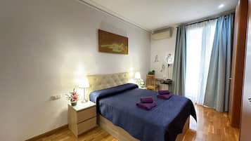 Superior tweepersoonskamer, privébadkamer | Een strijkplank/strijkijzer, gratis wifi