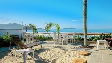 Family Suite, Annex Building | 1 bedroom, hypo-allergenic bedding, free WiFi