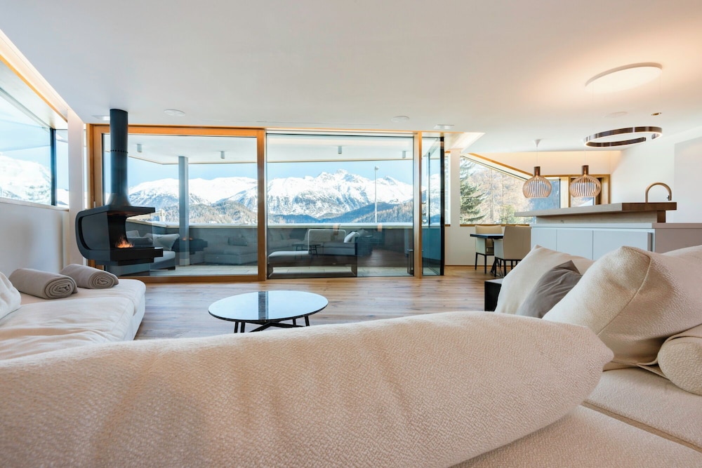 Apartment Mira Lej - Luxurious Apartment with Stunning View in St ...
