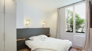 公寓 | 手提電腦工作空間、熨斗/熨衫板、床單