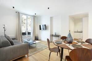 Apartment | Living area