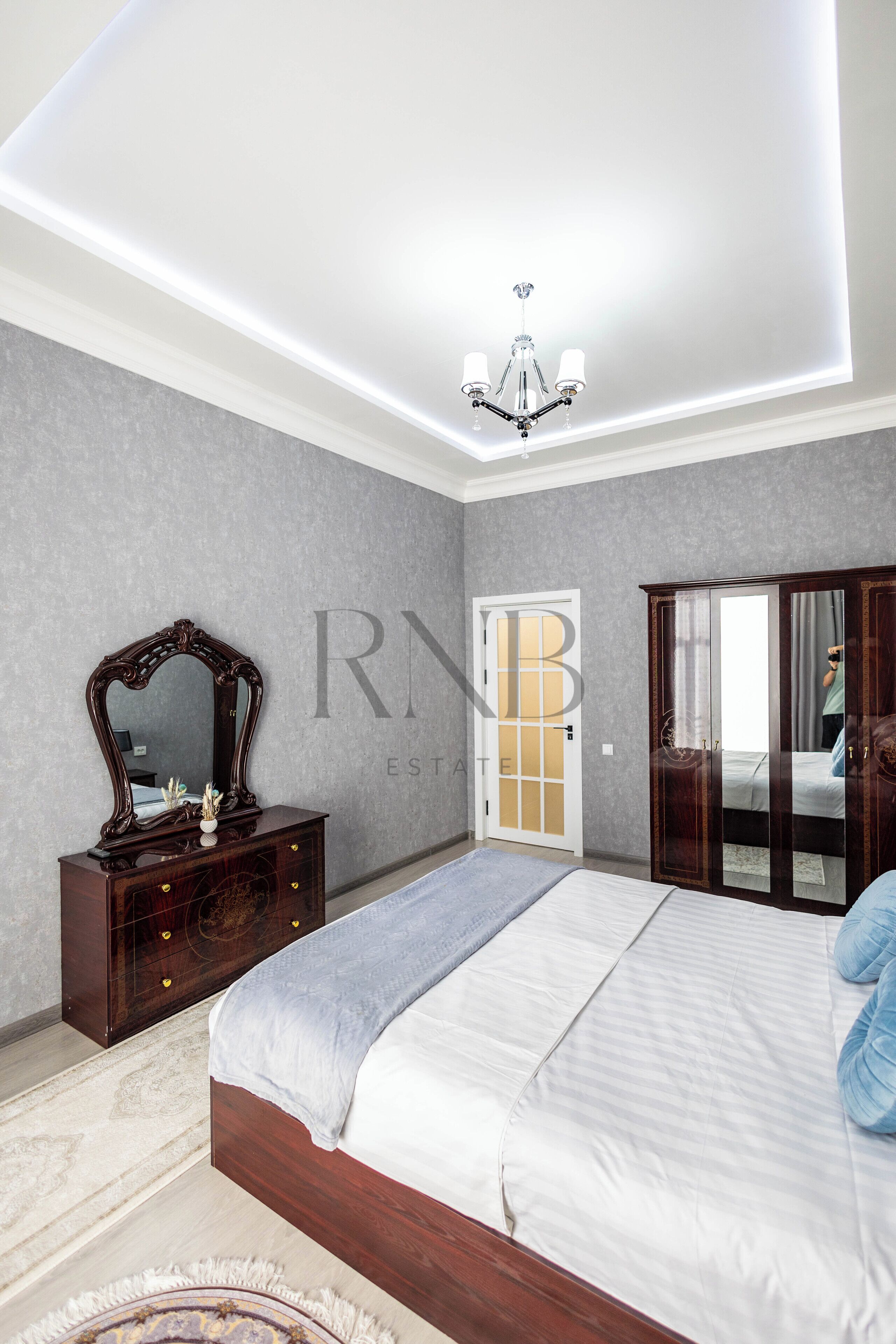 Condo familiar, balcón, vista a la ciudad | 2 habitaciones, cortinas blackout y insonorización 