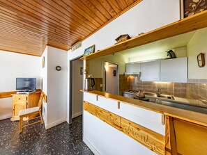 Fridge, microwave, dishwasher - Spacious 8 pers. apartment at the foot of the slopes (Saint-François-Longchamp)