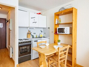 Kühlschrank, Mikrowelle