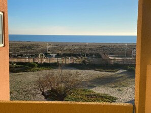 Property grounds - Port Leucate: AC 1BR, 4 pers, parking, near beach (Port Leucate)