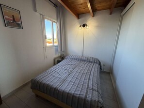 1 bedroom - Port Leucate: AC 1BR, 4 pers, parking, near beach (Port Leucate)