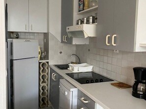 Fridge, microwave, oven, stovetop - Ski-in/ski-out apartment 6 pers, free parking (Arette)