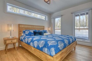 4 slaapkamers, reisbedje, wifi, beddengoed