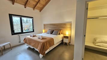 2 quartos, Wi-Fi de cortesia, roupa de cama