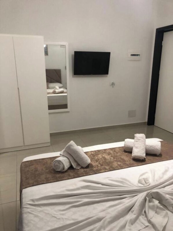 Chambre quadruple | Bureau