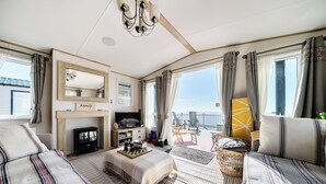 Unclassified image, 5 of 21, button - Seaview,sleeps 4to6,pet Friendly, Parking (Wareham)
